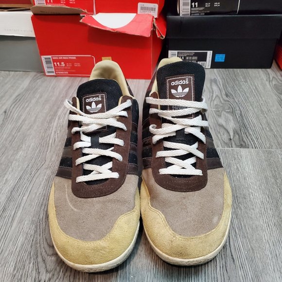 Adidas Marun - Picture 4 of 4